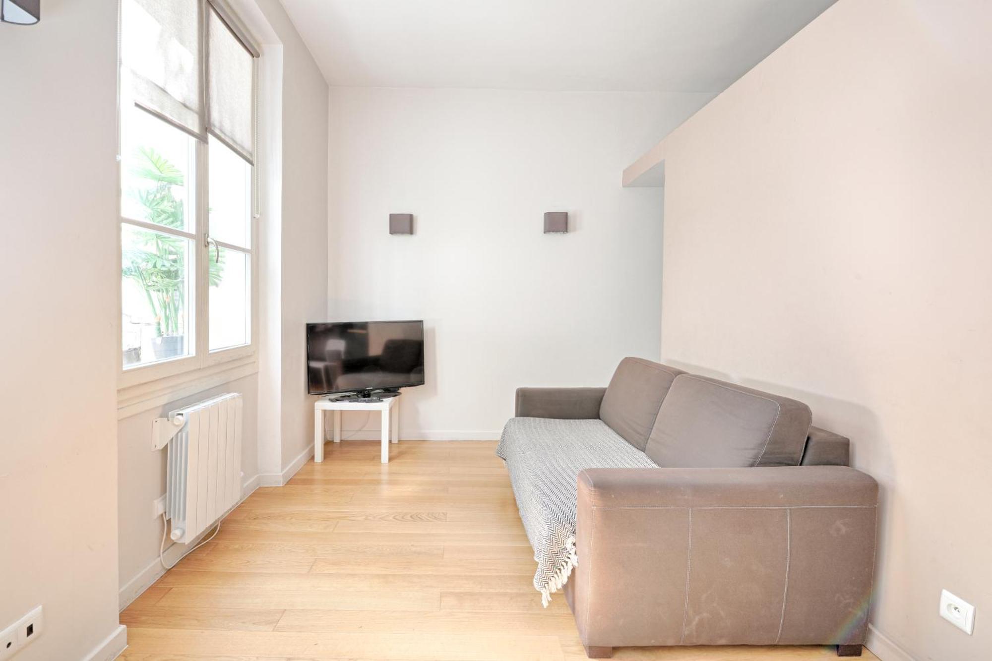 Servandoni - Heart Of Saint Germain Des Pres - Location Appartement *